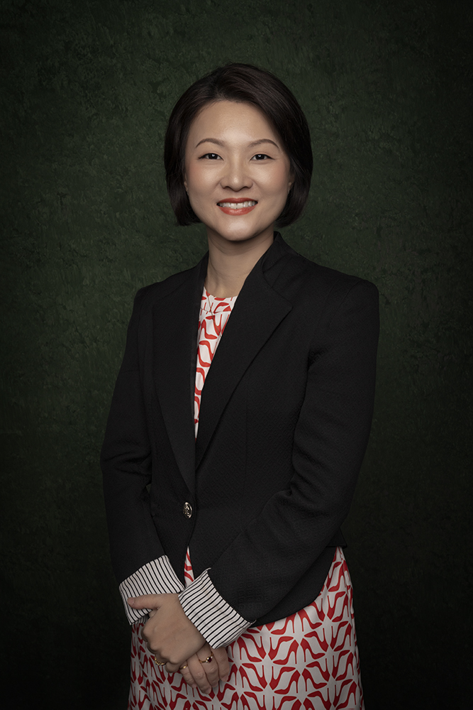 Capturing the Corporate Woman's Essence