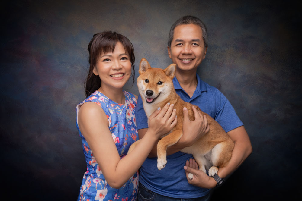 Joyful family photoshoot.